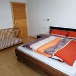 Feriehus On An Organic Farm In Hart im Zillertal